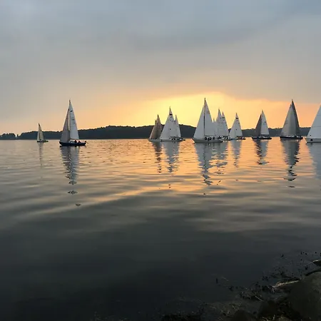 Achterdeck Apartament Strande